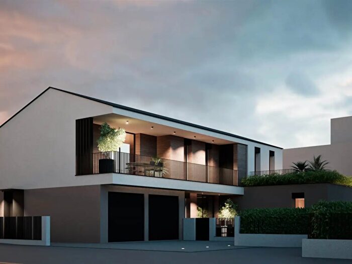 Appartamento con 5 locali in vendita in Viale Milano, Bassano Del Grappa