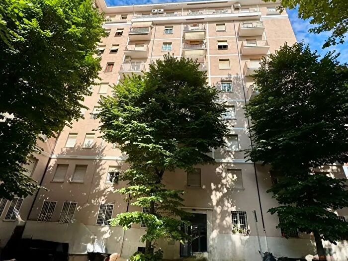 Appartamento trilocale in vendita in Piazza dei Condottieri, Roma