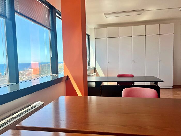 Appartamento quadrilocale in affitto in Corte Lambruschini, Genova