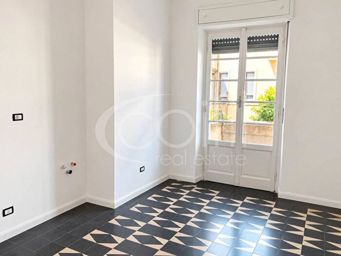 Appartamento trilocale in affitto in Via Pietro Colletta, Lodi Brenta, Milano
