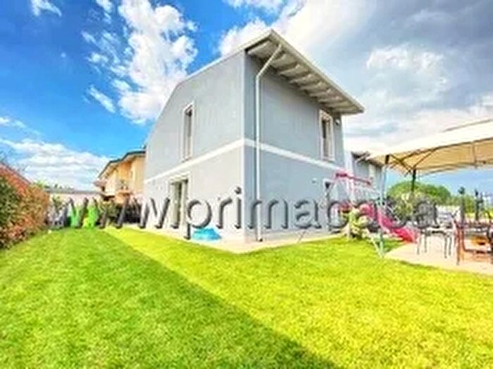 Casa con 7 locali in vendita in Via Giuseppe Garibaldi, Bovolone