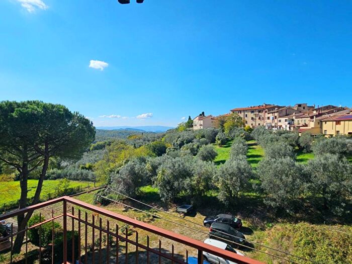 Appartamento quadrilocale in affitto in Via Francesco Petrarca, San Donato, Barberino Tavarnelle