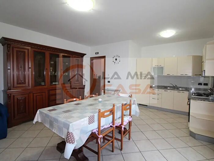 Appartamento trilocale in affitto in Via Romea N I Bis Legnaro Pd, Legnaro