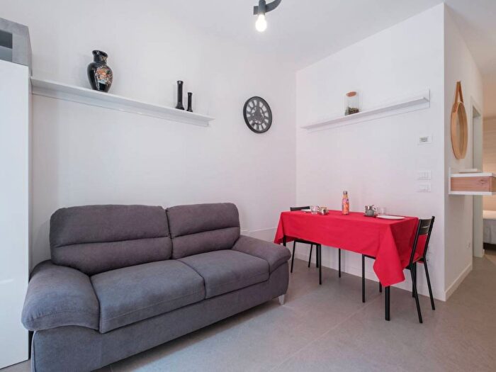 Appartamento bilocale in affitto in Via Mascarella, Irnerio, Bologna