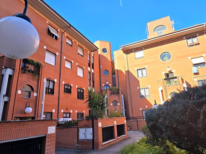 Appartamento quadrilocale in affitto in Via San Giorgio Morgeto, Anagnina, Roma