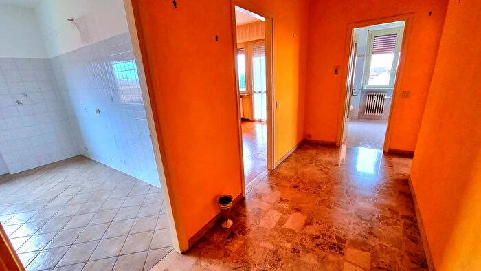 Appartamento trilocale in vendita in Via Papa Giovanni Casale Inferiore Sandigliano Biella Piemonte Italia, Sandigliano