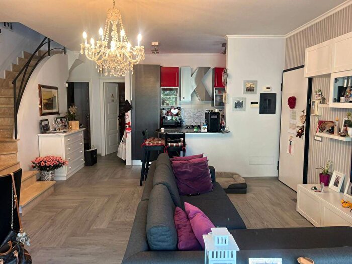 Casa con 5 locali in affitto in Via Jenne, Villa Claudia, Anzio