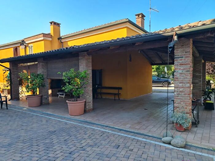 Casa quadrilocale in vendita in San Bellino