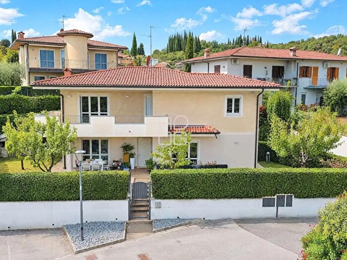 Casa con 5 locali in vendita in Via Valtenesi, Polpenazze del Garda