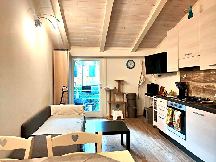 Appartamento bilocale in vendita in Via SantApollonia, Bologna