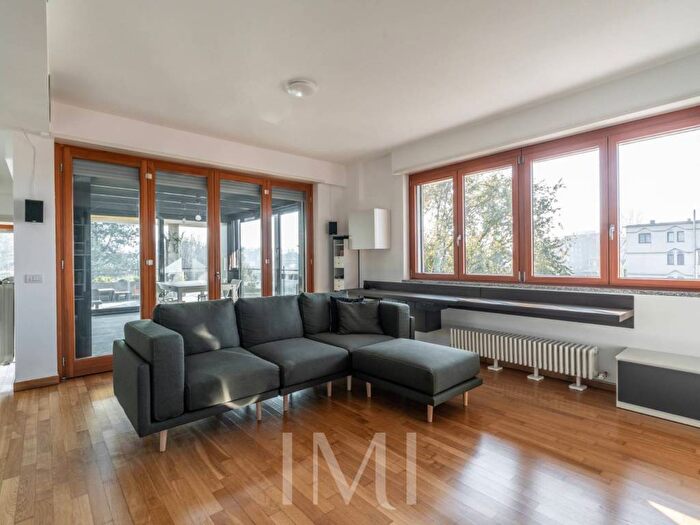 Appartamento quadrilocale in affitto in Via dellArcadia, Gratosoglio, Milano