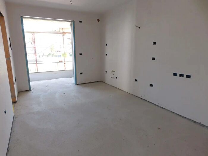 Appartamento trilocale in vendita in Via da Vinci, Tortoreto