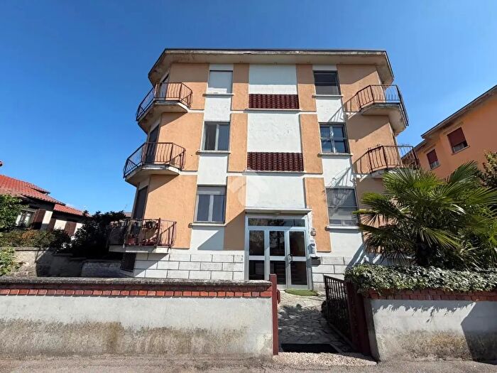 Appartamento trilocale in vendita in Via Partigiani, Bereguardo
