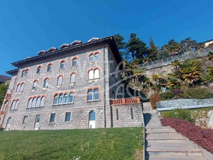 Appartamento bilocale in vendita in Via Luigi Cadorna, Menaggio