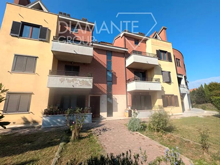 Appartamento quadrilocale in vendita in Cortona