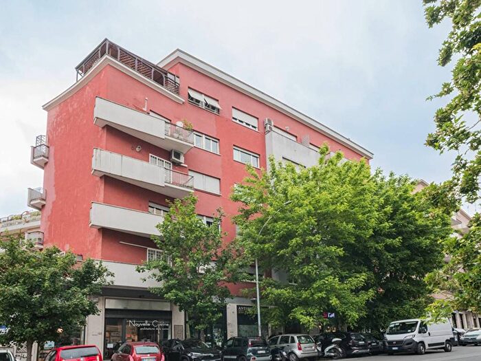 Appartamento trilocale in affitto in Viale Somalia, Africano Villa Chigi, Roma