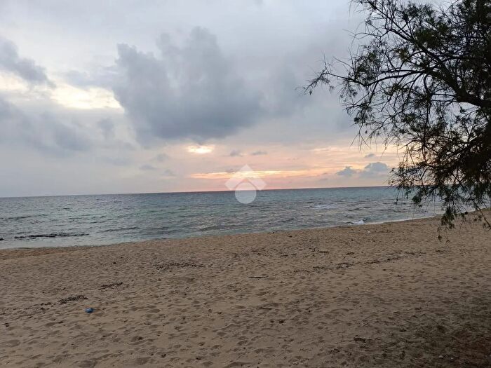 Casa trilocale in vendita in Villa Indipendente Torre Ovo, Maruggio