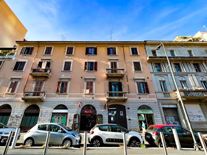 Appartamento bilocale in affitto in Via Federico Confalonieri, Isola, Milano