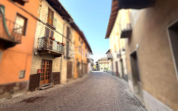 Casa quadrilocale in vendita in Via Camillo Benso Conte di Cavour, San Giorgio Canavese