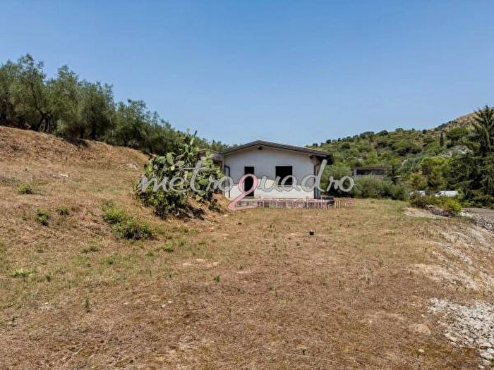 Casa con 5 locali in vendita in Itri