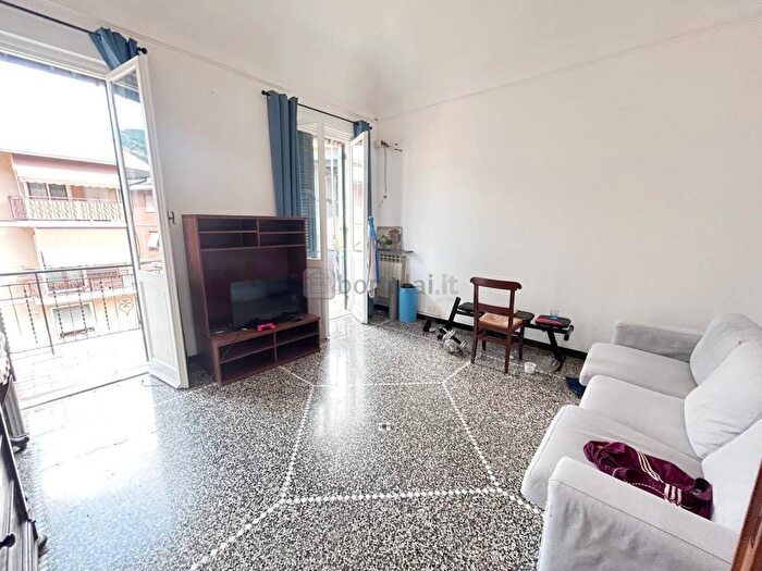 Casa con 6 locali in affitto in Via Milite Ignoto, Centro, Recco