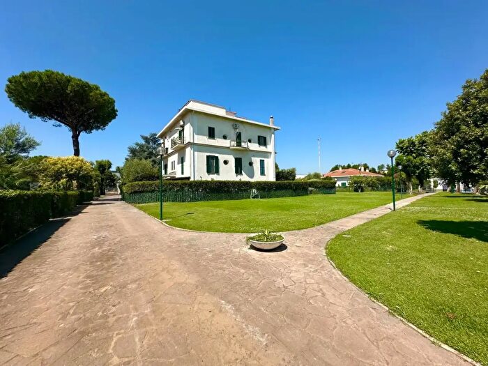 Appartamento monolocale in affitto in Via Lucrezia Romana, Roma