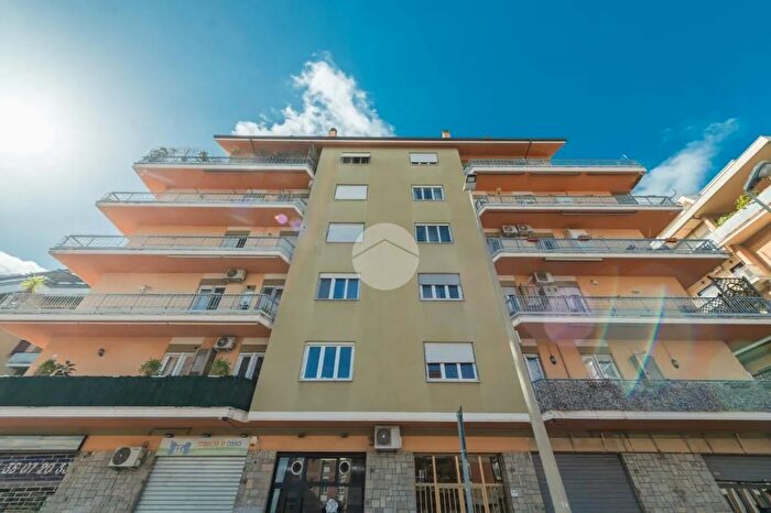 Appartamento con 5 locali in vendita in Via Barbiellini Amidei, Roma