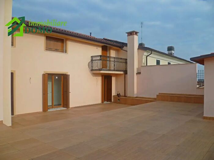 Appartamento trilocale in vendita in Schio