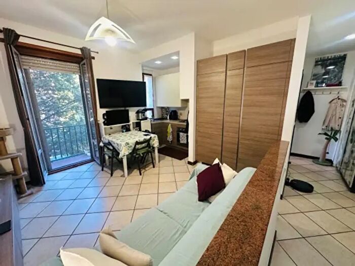 Appartamento bilocale in vendita in Via Manfredonia, Milano