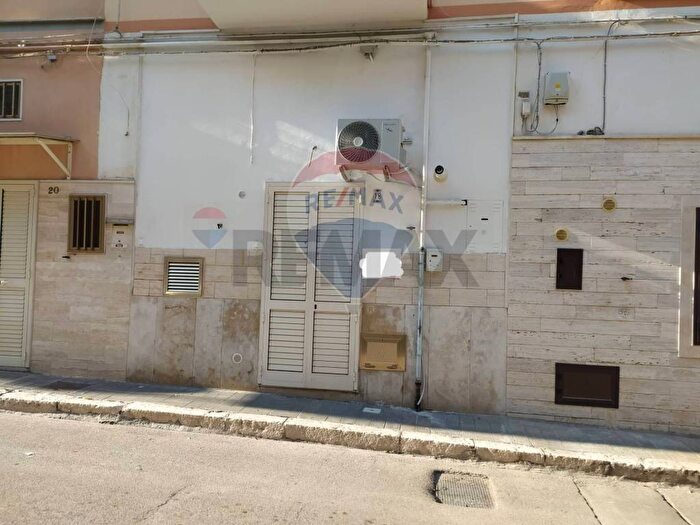 Casa trilocale in affitto in Via Domenico Fioritto, Centro, Manfredonia