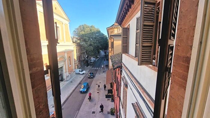 Appartamento con 7 locali in vendita in Forli