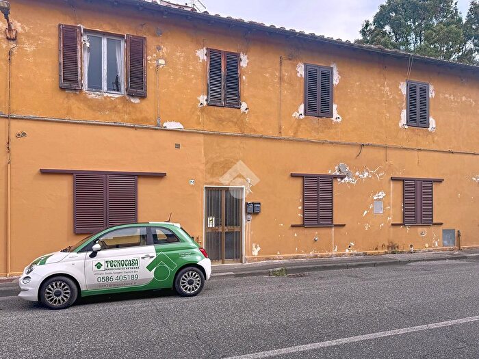 Casa con 8 locali in vendita in Via delle Sorgenti, Livorno
