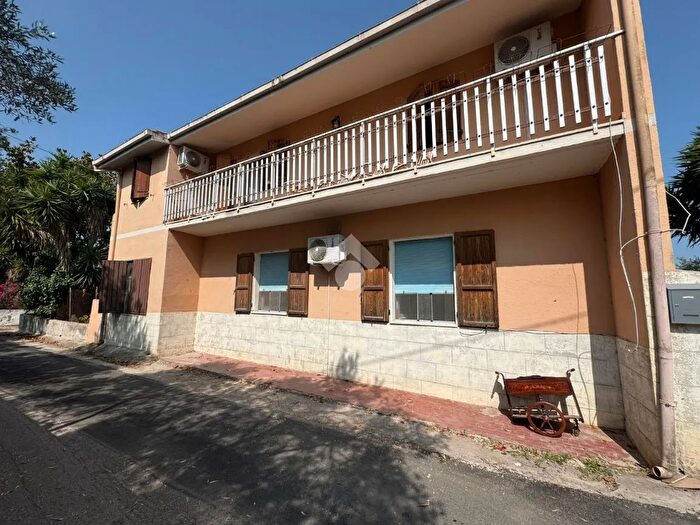 Casa con 6 locali in vendita in Via Tana di Lu Mazzoni Tronco a, Sassari