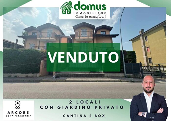Appartamento bilocale in vendita in Via Ciro Menotti Arcore, Arcore