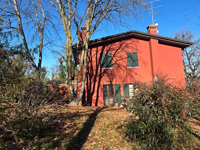 Appartamento trilocale in affitto in Via Italo Calvino, Padenghe Sul Garda