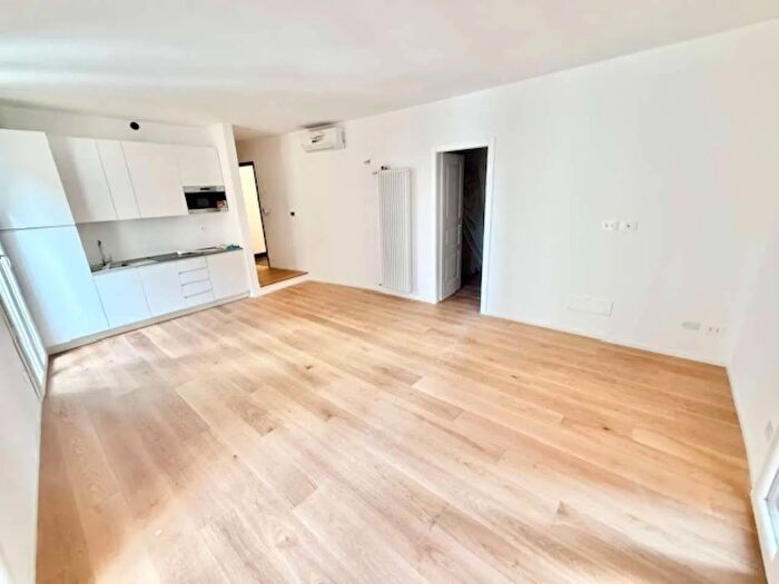 Appartamento bilocale in affitto in Vico del Fico Genova, Genova