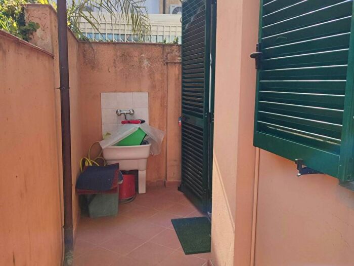 Appartamento monolocale in affitto in Via Giosuè Carducci, Pietrasanta