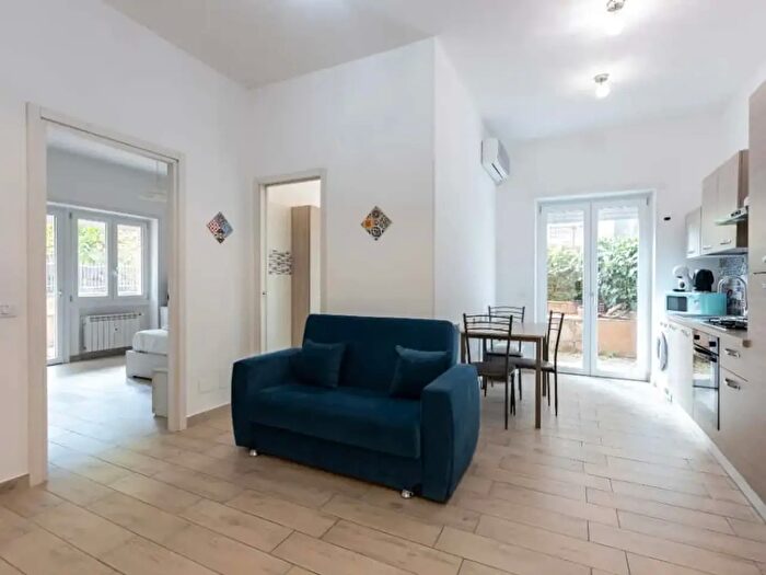 Appartamento monolocale in affitto in Via Pietro Adami, Roma