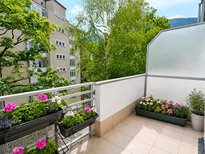 Appartamento trilocale in vendita in Via delle Palade, Merano