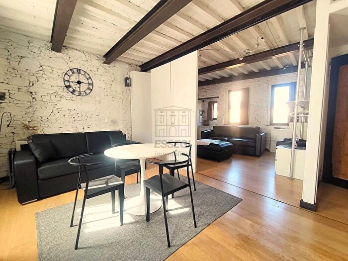 Appartamento bilocale in affitto in Piazza San Ponziano, Piazza Anfiteatro Torre Guinigi, Lucca