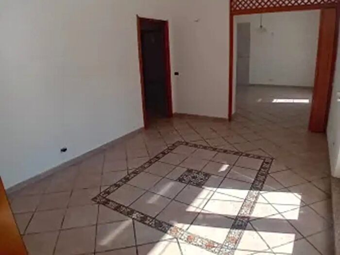 Appartamento trilocale in affitto in Traversa Trentola, Somma Vesuviana