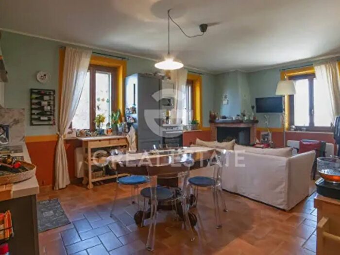 Casa con 6 locali in vendita in Montefalco