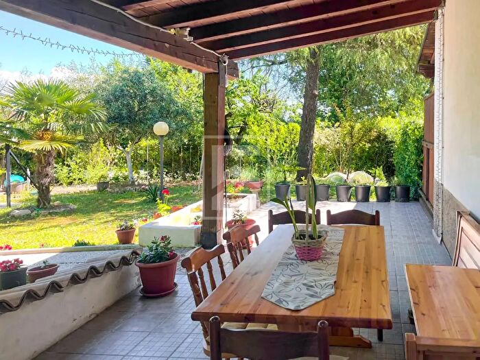 Appartamento quadrilocale in vendita in Via Pilandro, Desenzano Del Garda