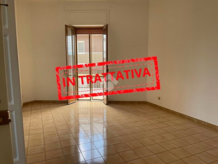 Appartamento trilocale in vendita in Via Giovanni Pascoli, Grottaglie