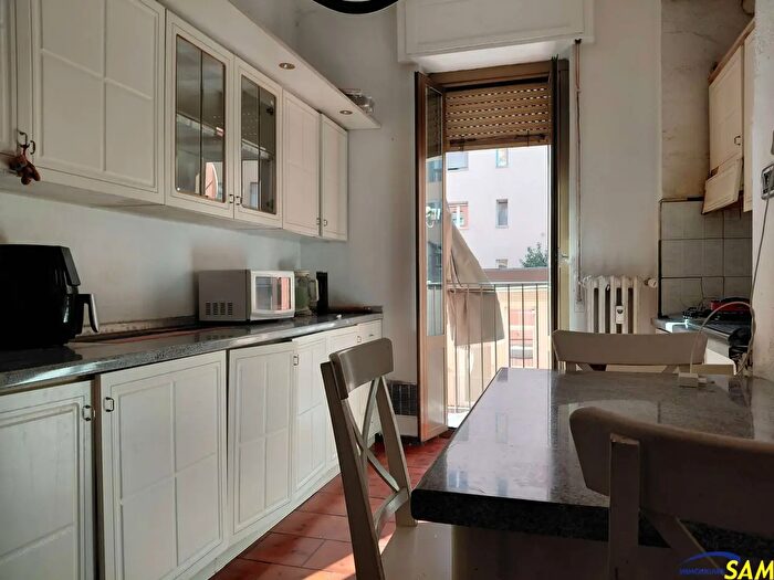 Appartamento bilocale in vendita in Viacadibona, Milano