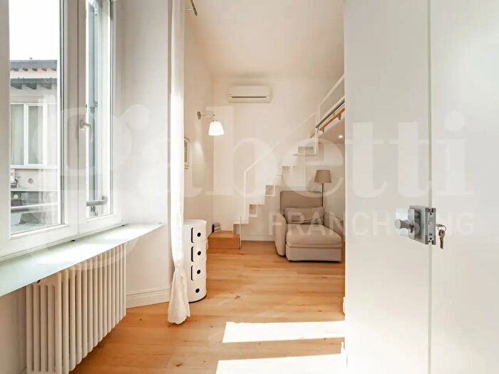 Appartamento monolocale in vendita in Via Plinio, Milano