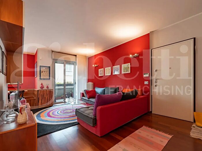Appartamento trilocale in vendita in Via Luigi Varanini, Milano