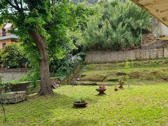 Appartamento quadrilocale in vendita in Carrara