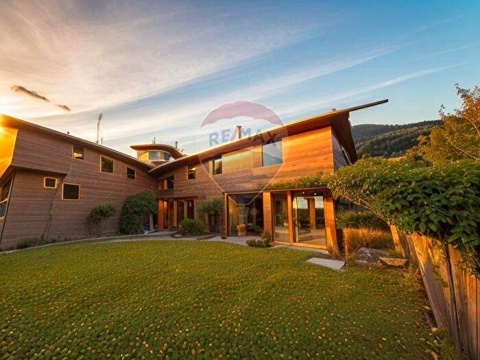 Casa quadrilocale in vendita in Cremia