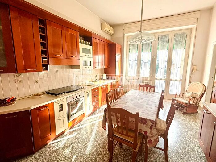 Appartamento quadrilocale in vendita in Via Pietro Vivenzio, Nola